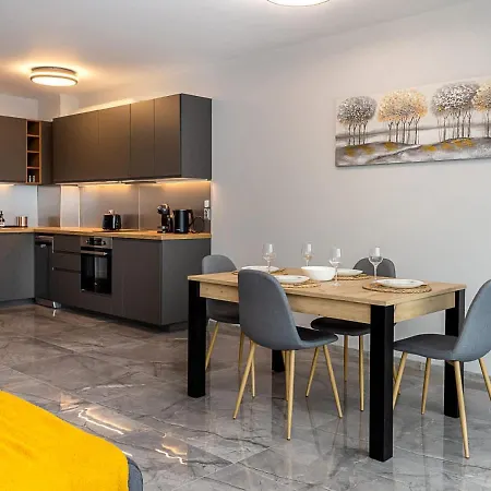 Spacious 2br In Phenix Palace With Parking Space By Flat Manаger Varna