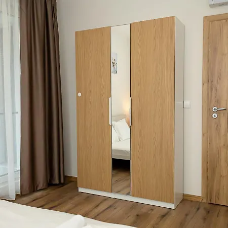 Spacious 2br In Phenix Palace With Parking Space By Flat Manаger Апартаменти Варна
