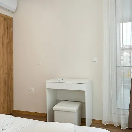 Апартаменти Spacious 2br In Phenix Palace With Parking Space By Flat Manаger